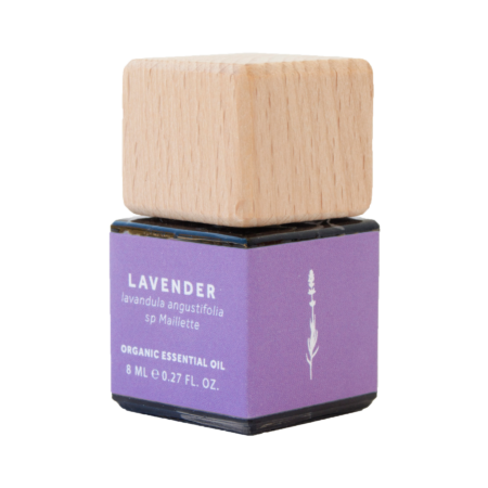 Lavendel olie kendt for at være beroligende og afslappende - desuden er lavendel duften god mod spændinger samt understøtter en god nattesøvn. Denne organiske lavendel oile er fra Provence, Frankrig.